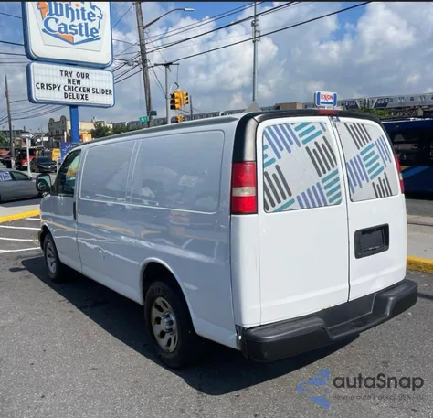 2011 Chevrolet Express G1500 from USA, damaged, VIN 1GCSGAFX8B1103789